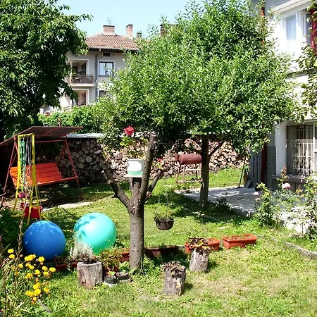 Pop Nikolovata Kushta Tryavna
