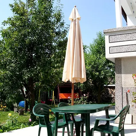 Pop Nikolovata Kushta Guest house