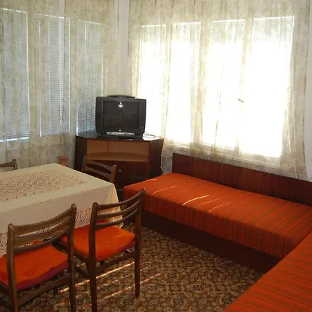 Pop Nikolovata Kushta Guest house Tryavna