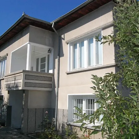 Pop Nikolovata Kushta Guest house 2*